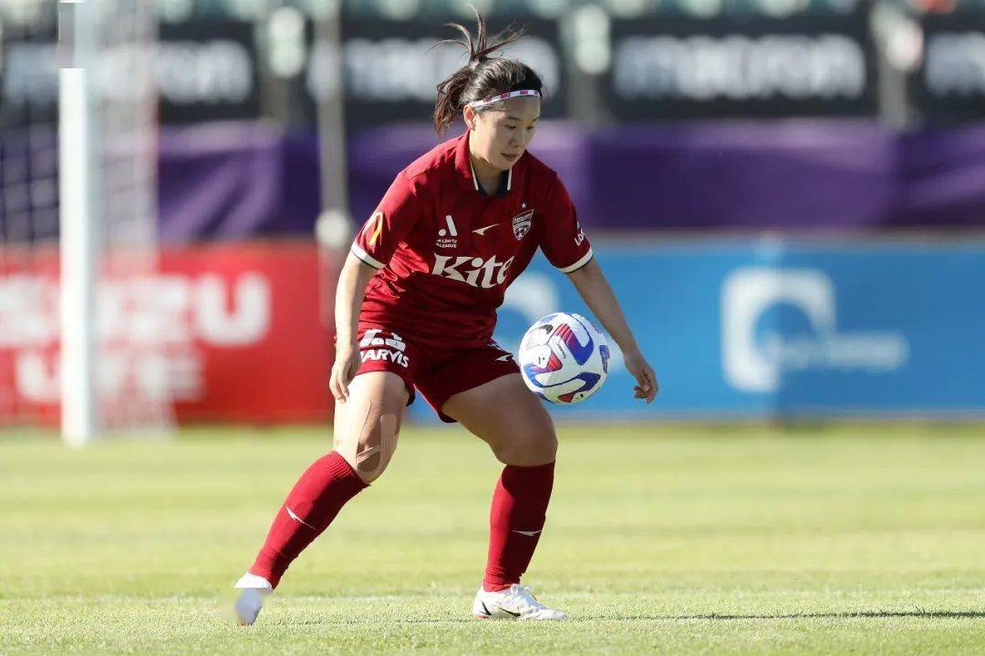 开云官网-墨西哥女足队凭借速度优势，赢得斗智斗勇