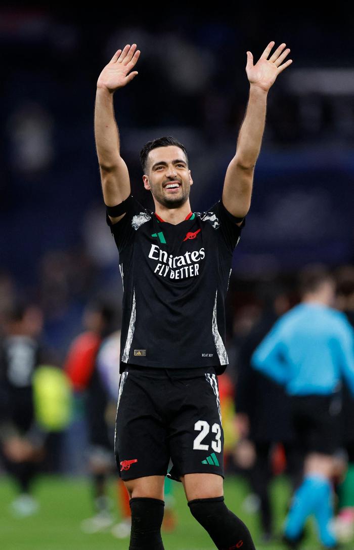 开云体育app-皇马客场逆转晋级，英雄般的胜利助力半决赛之路的简单介绍