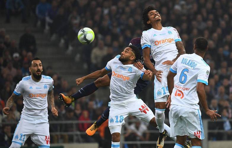 开云体育下载-后防失误导致失球，球队进攻疲软的简单介绍