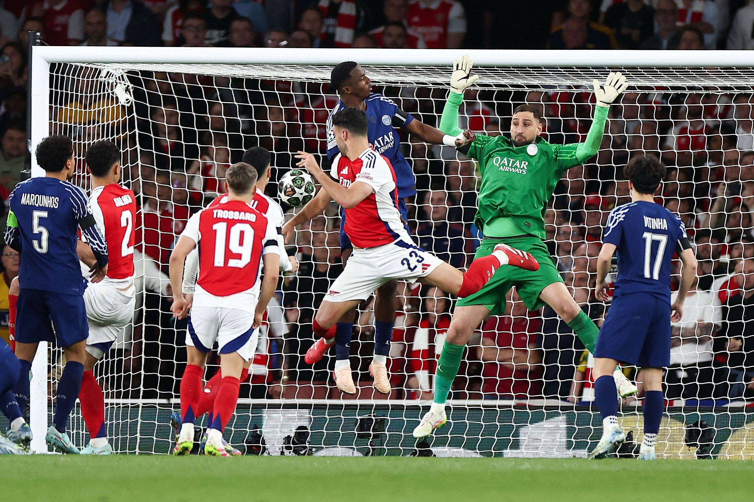 开云体育app-包含巴黎客场作战，内马尔双响领衔-击败马赛的词条