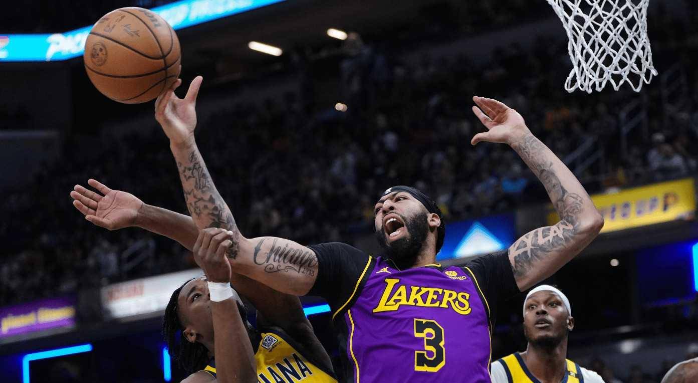 胜败在即的欧洲赛事：球员们以最大决心拼搏比赛的简单介绍