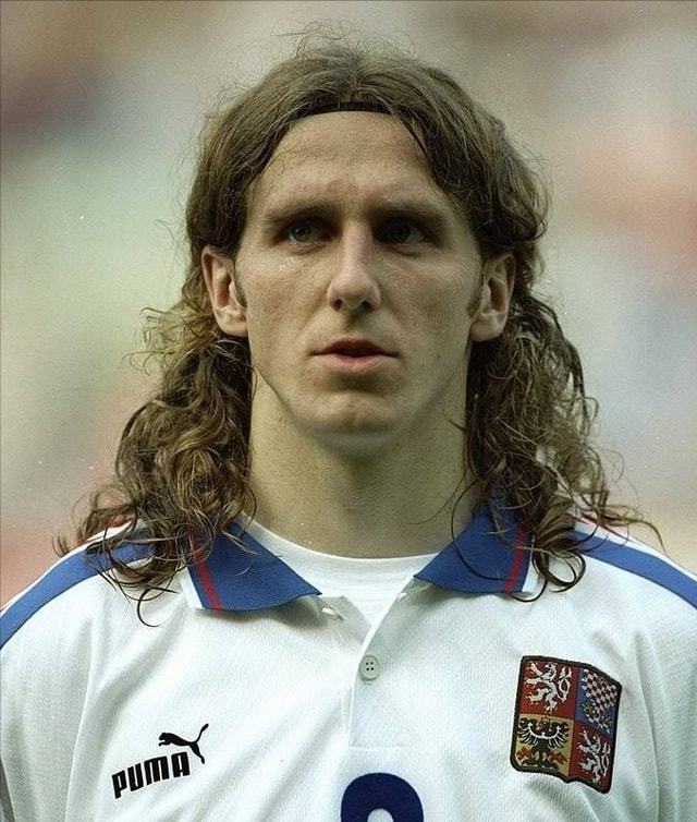 捷克中场天才放出离队的可能，引发球迷关注的简单介绍