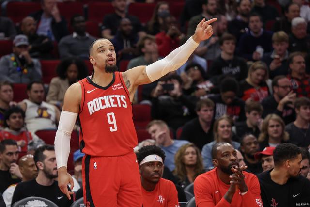 火箭大胜开拓者，全队表现出色的简单介绍