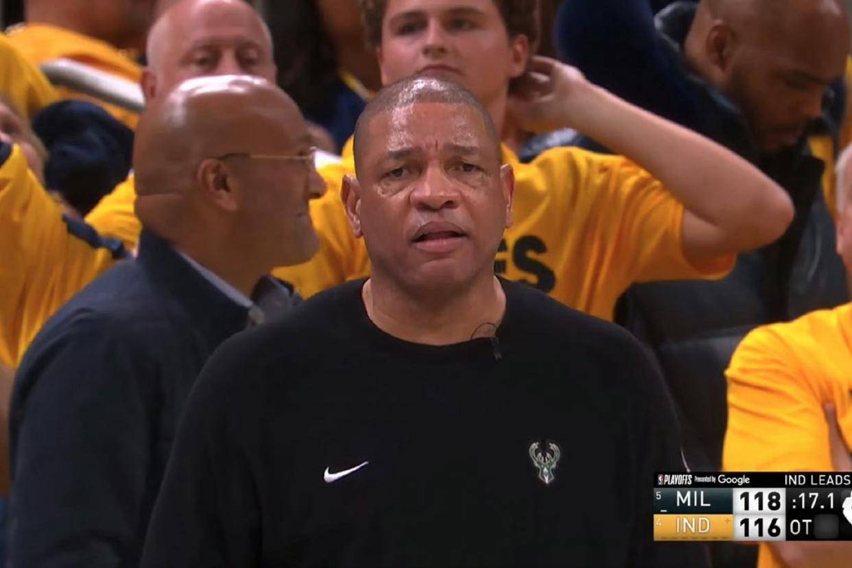 雄鹿队连续第三场失利，教练组研究对策应对困境