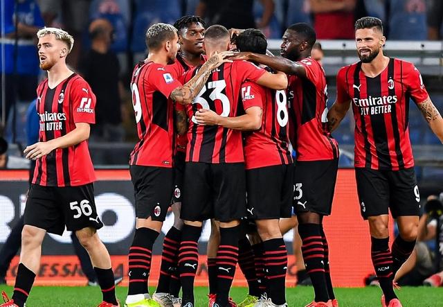 包含意甲豪强巅峰对决，胜负难分的词条