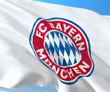 开云下载-黄金时刻！欧洲传统豪门碰撞出梦幻之战