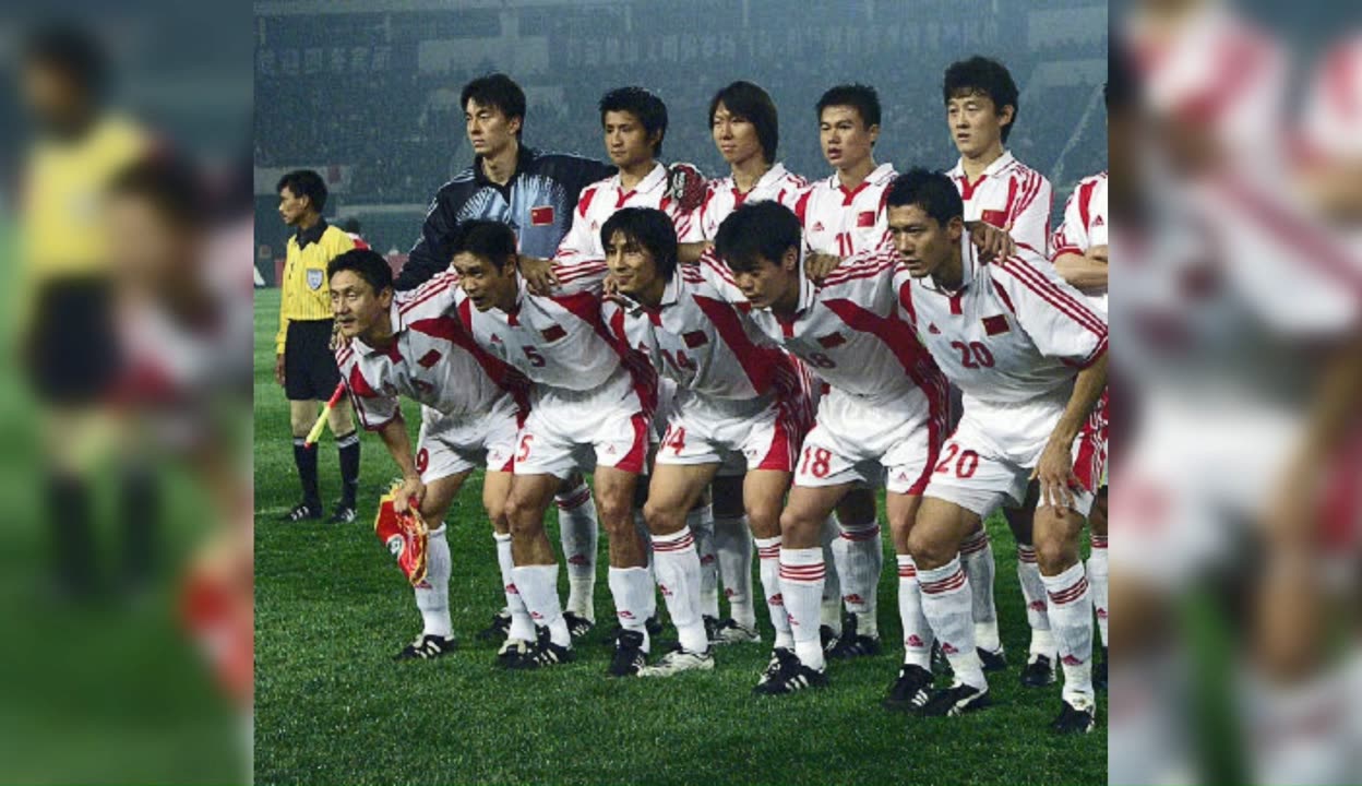 国内足球联赛全面升级，盛况空前