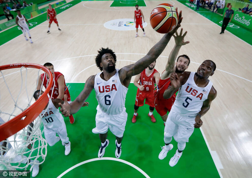 塞尔维亚队逆转取胜，重现晋级希望