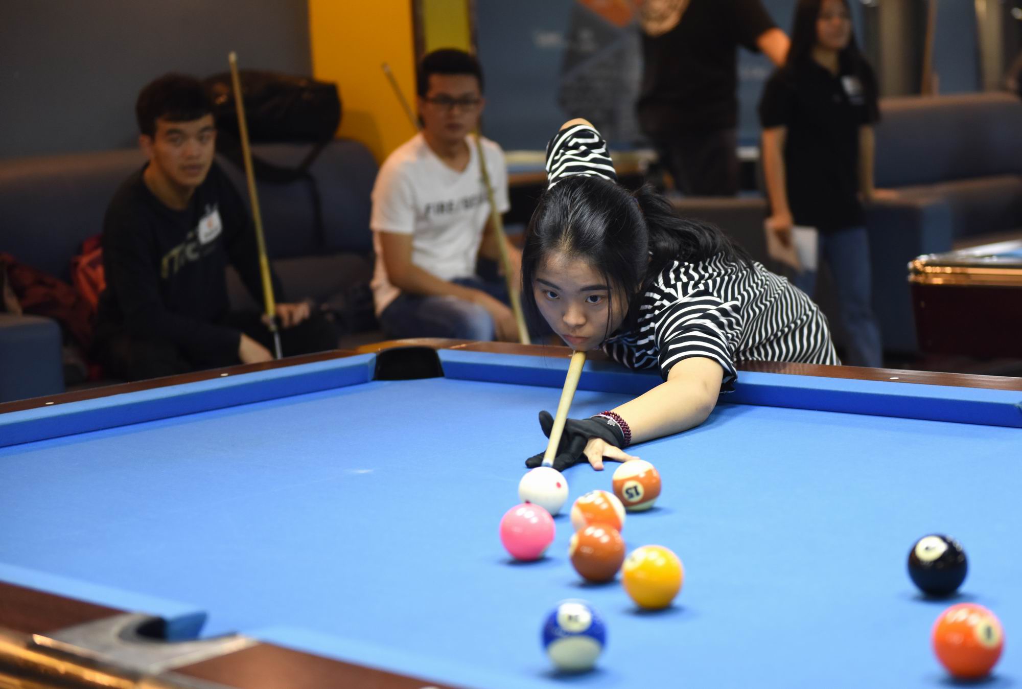 日本队技高一筹胜出，晋级决赛缔造奇迹