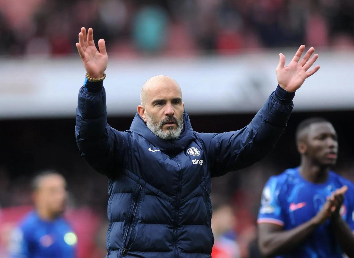 热刺遭遇两连败，球队危机引发关注的简单介绍