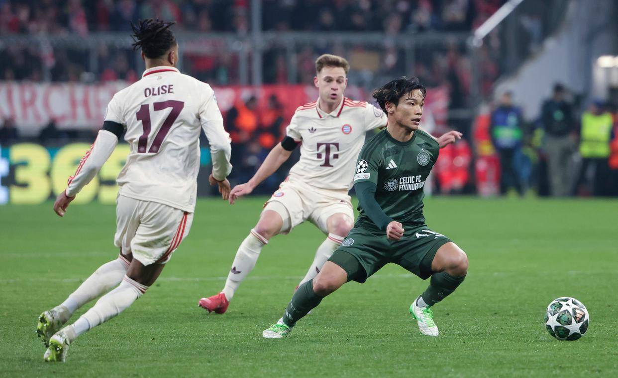 开云平台-拜仁慕尼黑豪取6连胜，轻松晋级