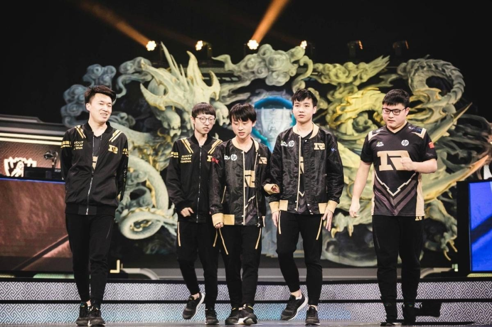 开云体育在线-包含EG鏖战RNG，Clid完成史诗逆转激烈交锋半决赛，成为赛场最大亮点的词条