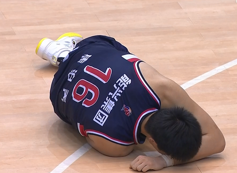 湖北男篮挑战内蒙古队，胜负难料！