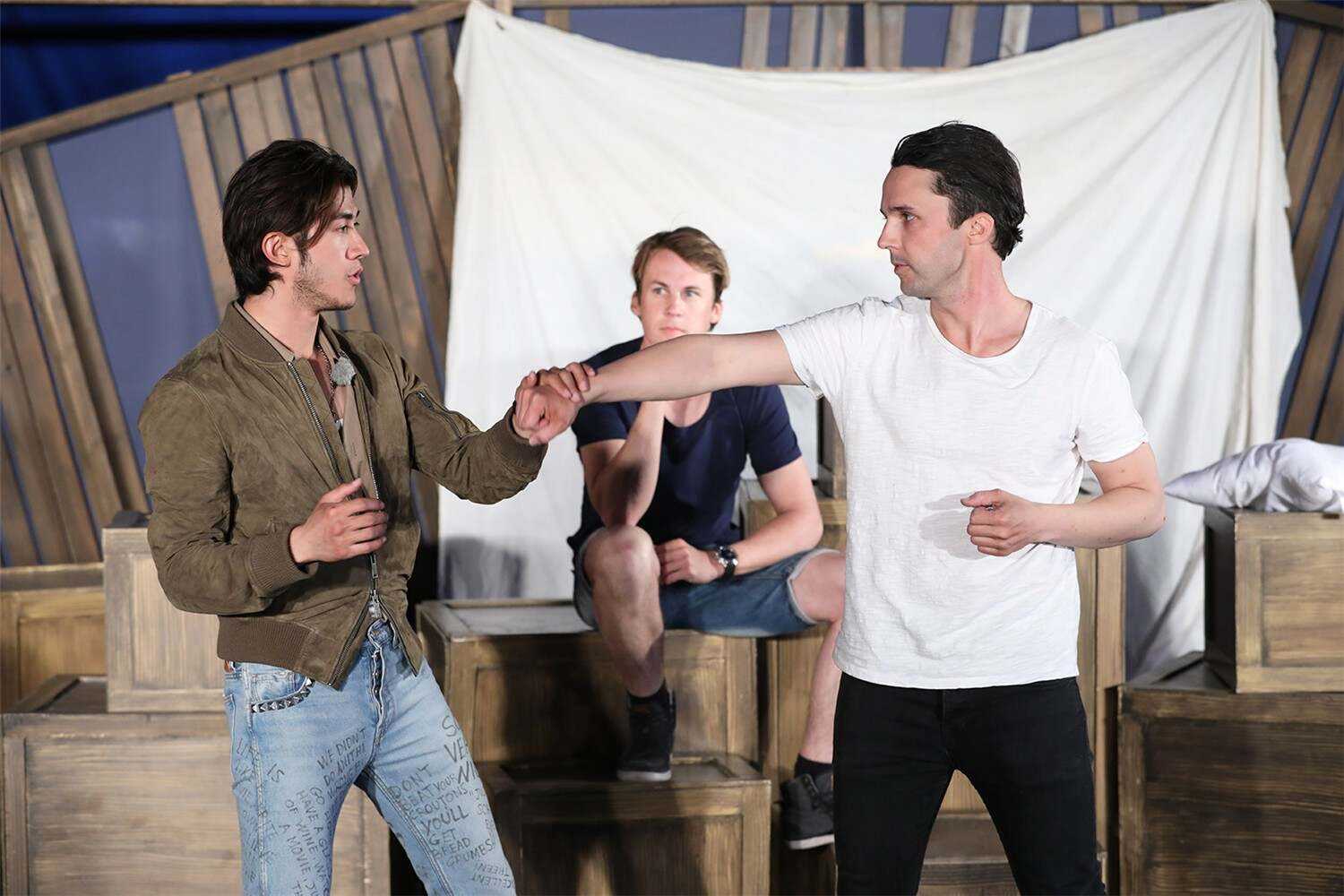 挪威代表团士气高昂，大放异彩