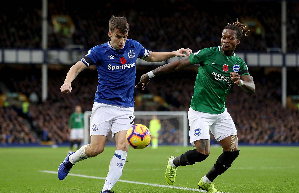 开云体育登录-埃弗顿表现低迷，主帅被赞扬掺杂批评